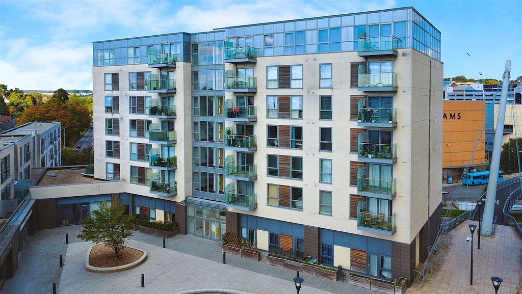 Property photo 1 of 14 c3207703-Dji_0184.Jpg