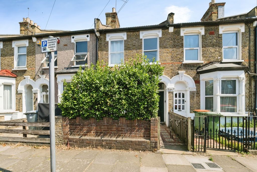 Property photo 1 of 16 Pbox-Img.Jpg