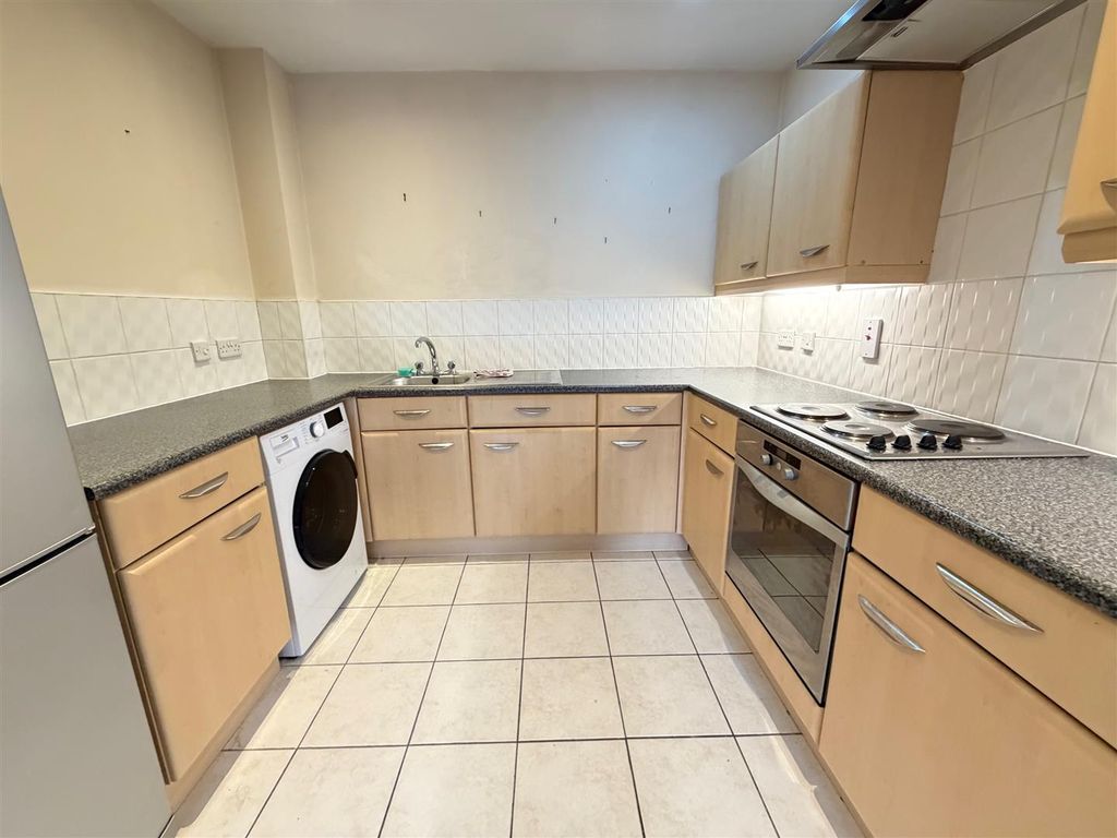 Property photo 2 of 10 6.Jpg