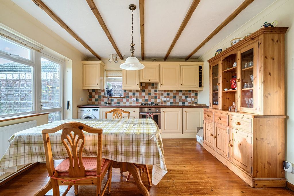 Property photo 2 of 30 Kitchen