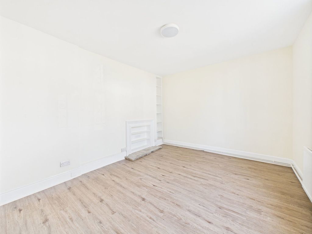 Additional image 7 of 4 bed detached house for saleNorfolk Place, Littlehampton BN17