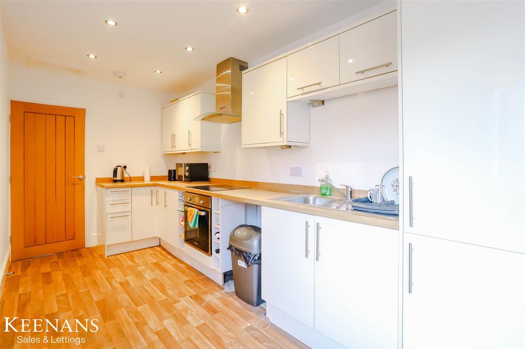 Property photo 2 of 22 Img_8585.Jpg