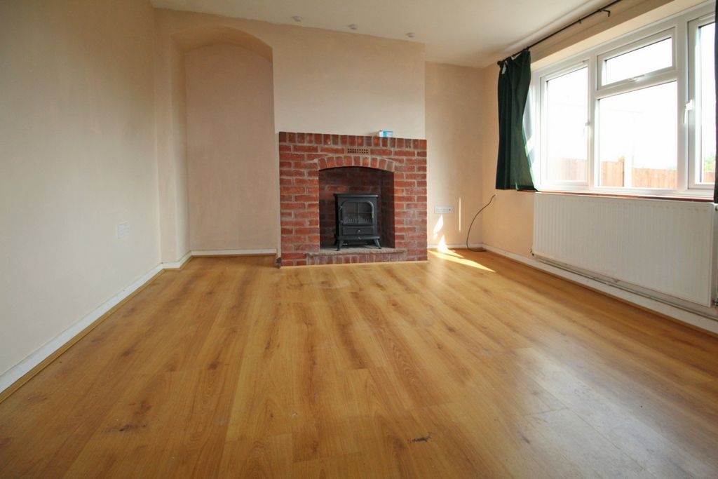 Property photo 2 of 11 Photo 2