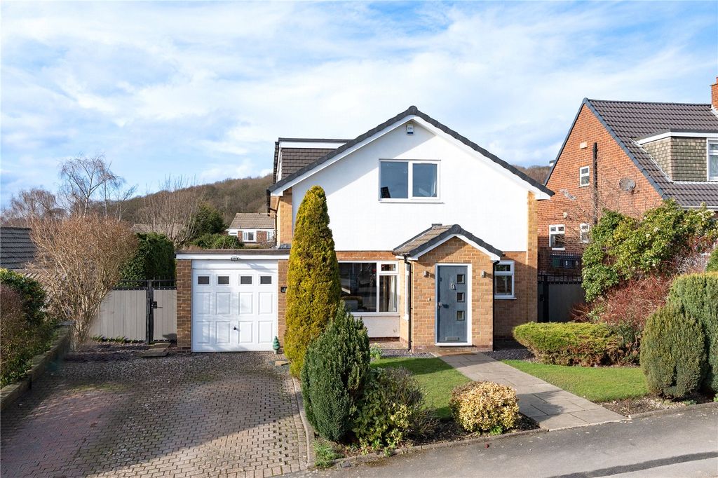 Property photo 1 of 27 Front