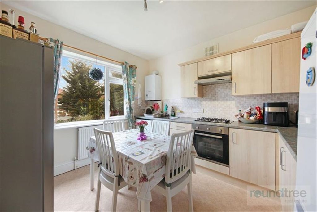 Property photo 1 of 15 (Main)