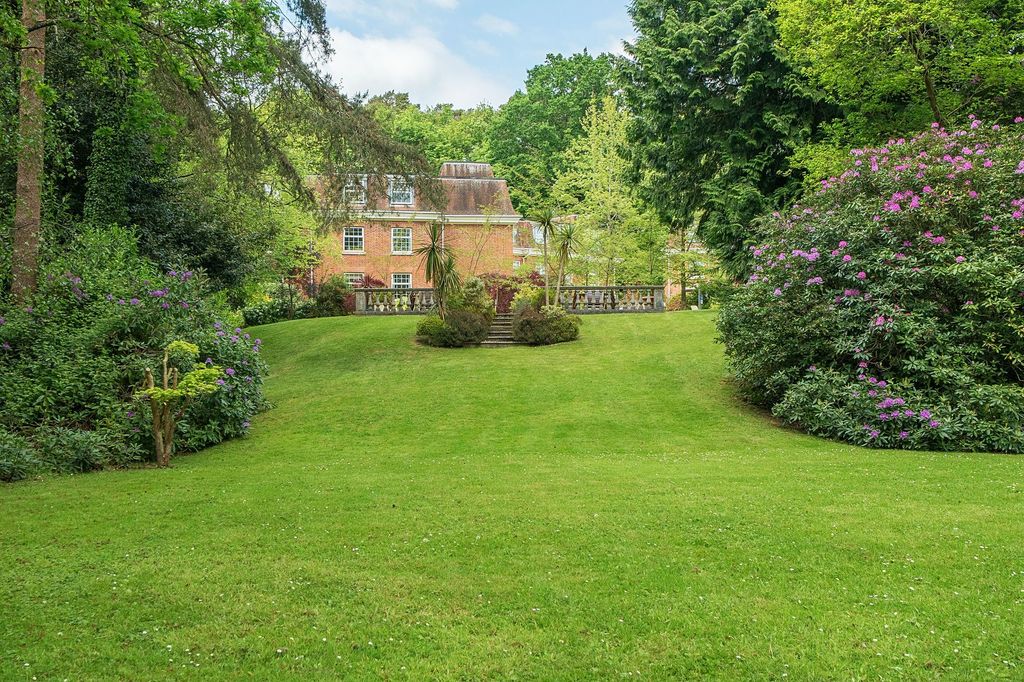 Property photo 3 of 19