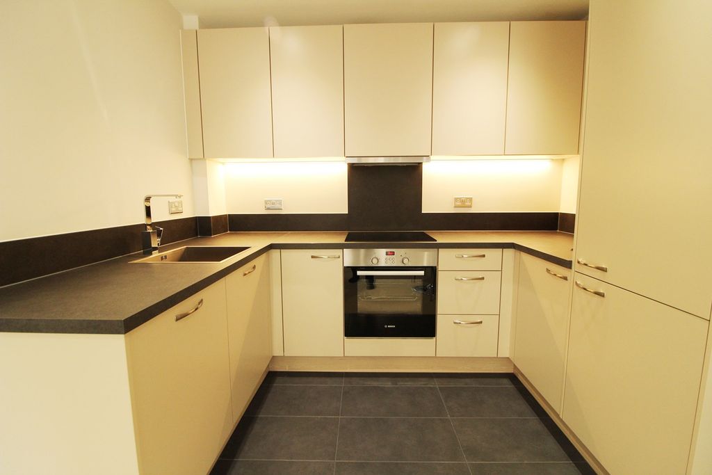 Property photo 3 of 5 Kitchen