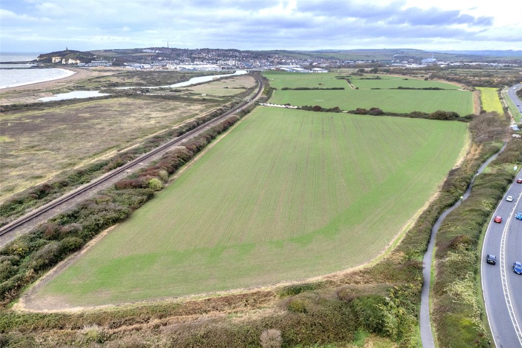 Property photo 2 of 11 Picture No. 09