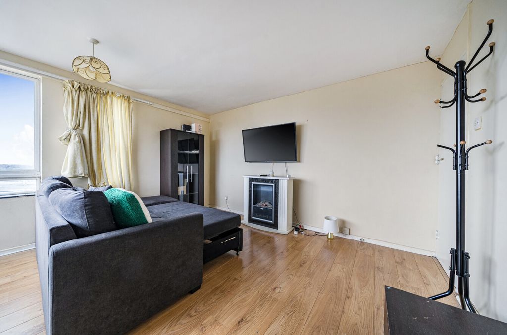 Property photo 2 of 6 1434032-3-69c293d...