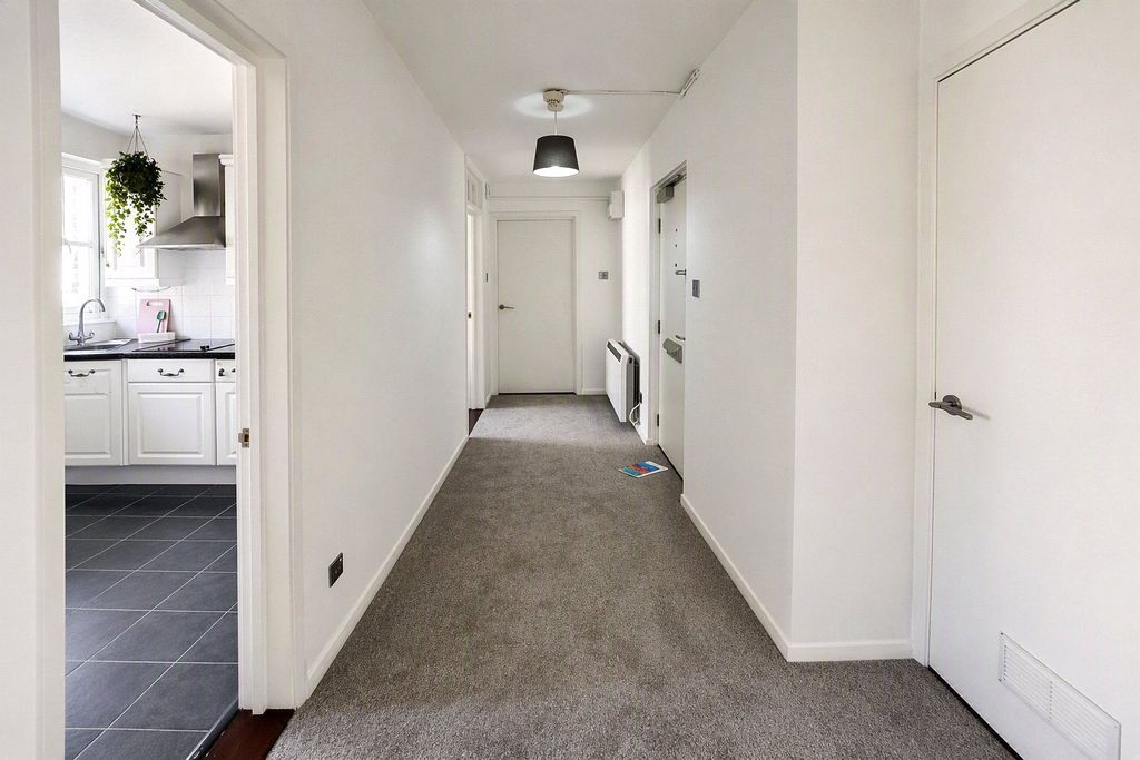 Property photo 2 of 9 Picture No. 02