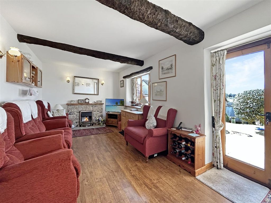 Property photo 3 of 14 Img_4188.Jpg