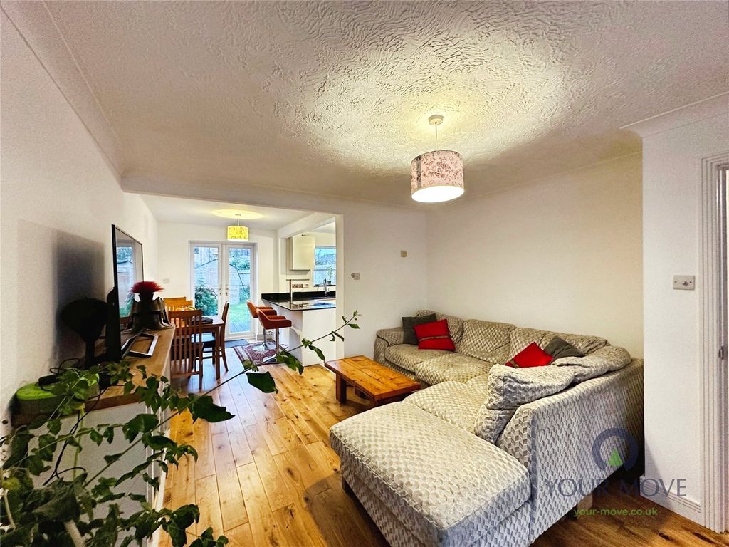 Property photo 2 of 17 Longe