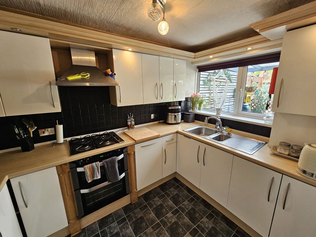 Additional image 8 of 3 bed end terrace house for saleHigher Lomax Lane, Heywood OL10