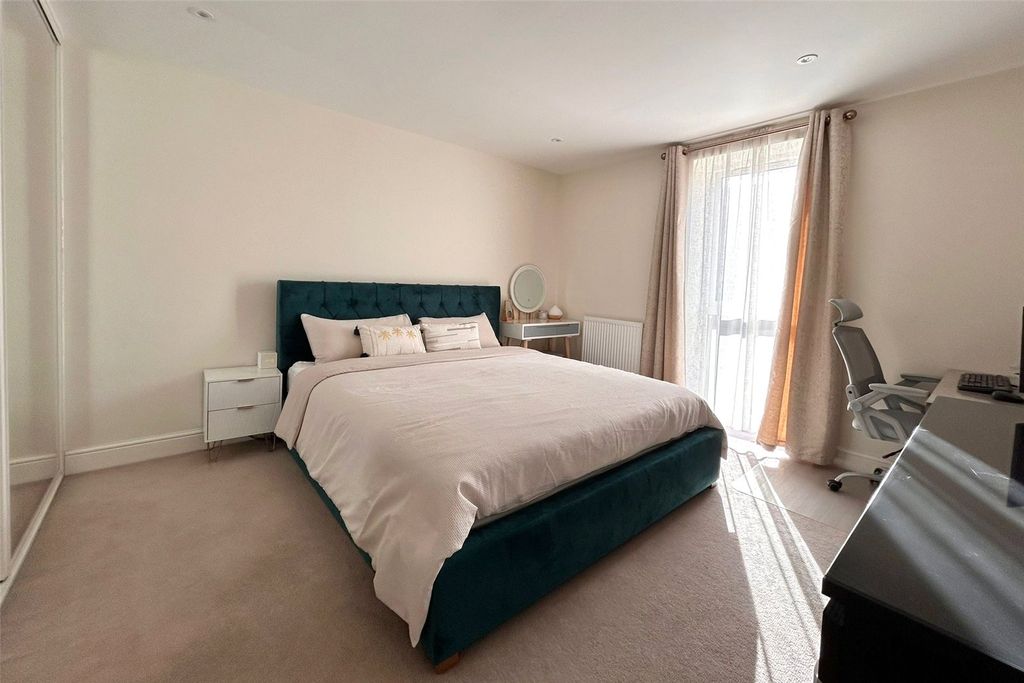 Property photo 3 of 9 Picture No. 02