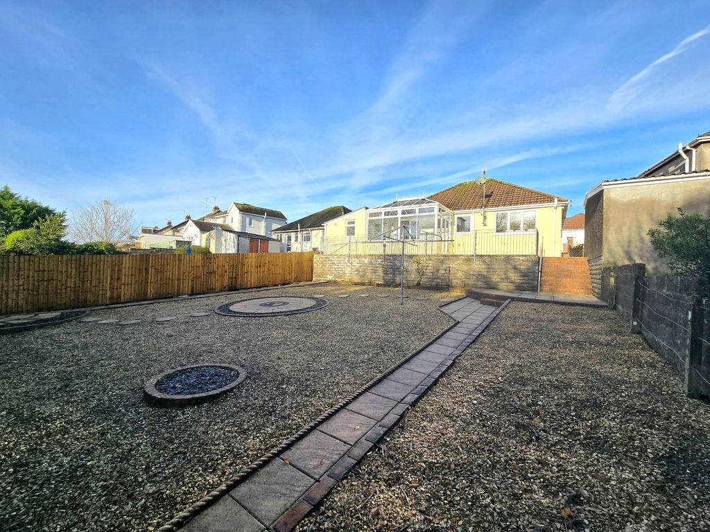 Property photo 2 of 25 Rear Garden