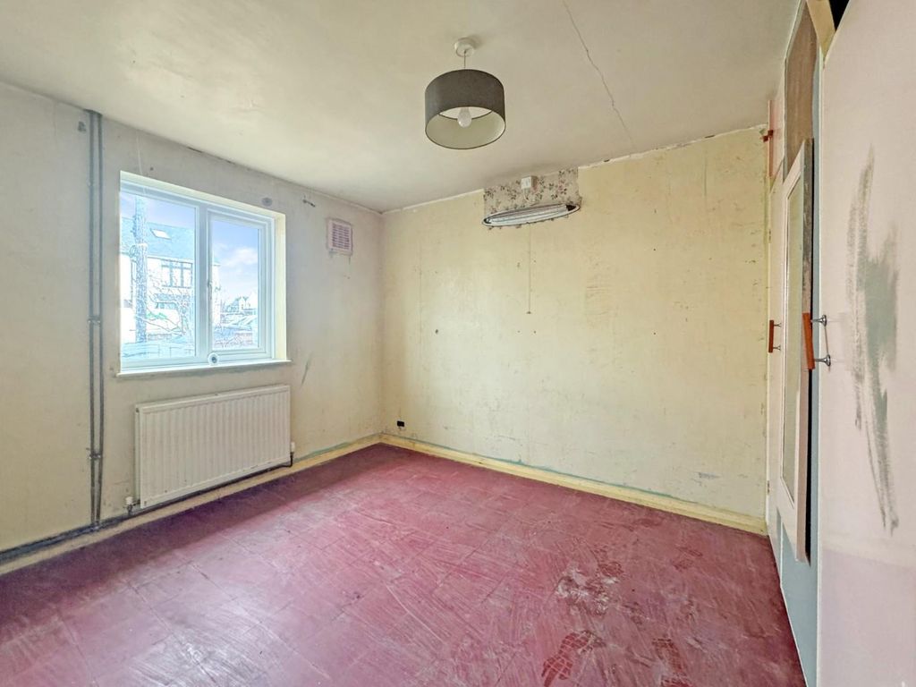 Property photo 2 of 10 1.Jpg