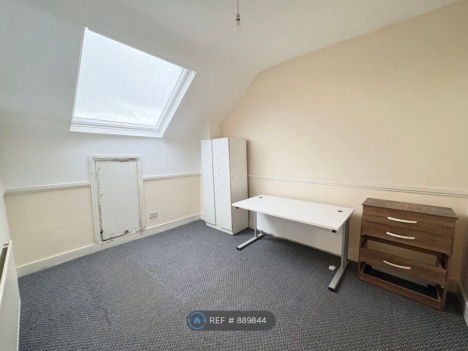 Property photo 2 of 4