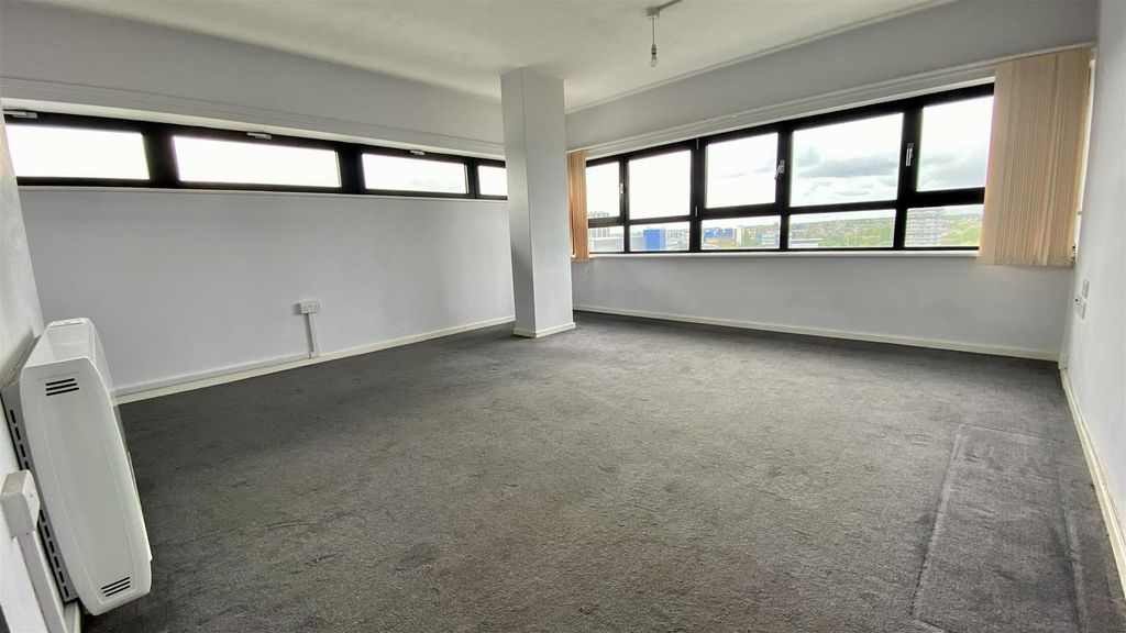 Property photo 2 of 8 Img_6576.Jpg