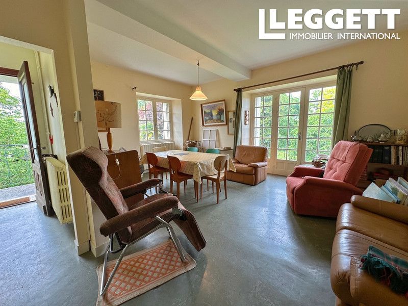 Property photo 3 of 10