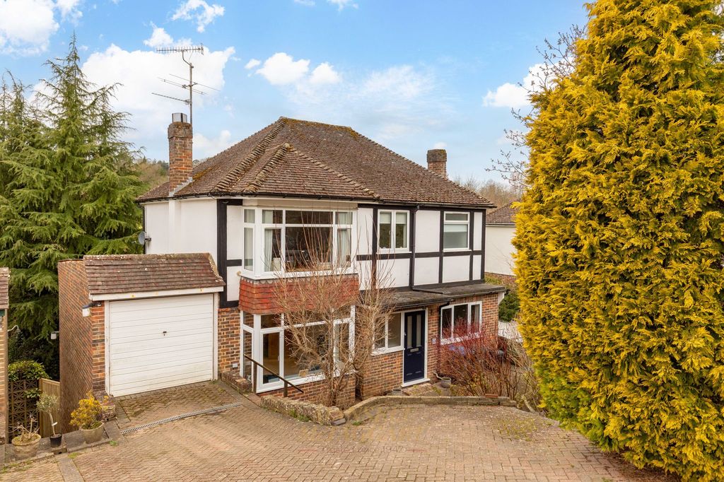 Property photo 1 of 22