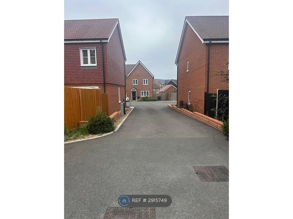 Property photo 3 of 31