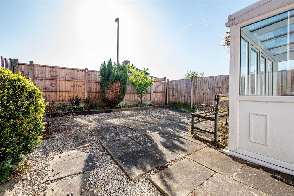 Additional image 17 of 2 bed flat for saleGreystones, Leyland PR26