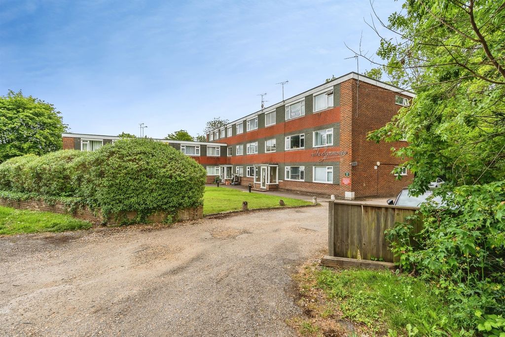 Property photo 1 of 12
