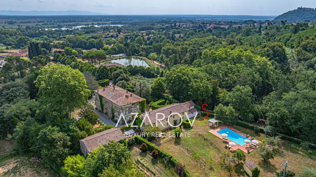 Property photo 1 of 50