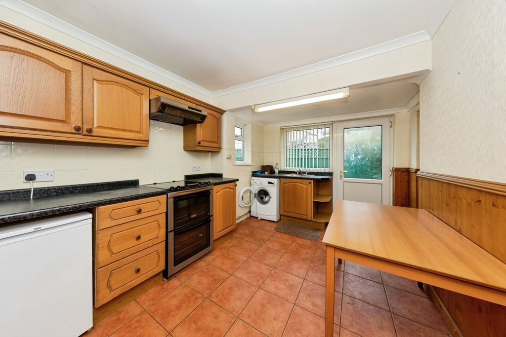 Property photo 3 of 15 Pbox-Img.Jpg