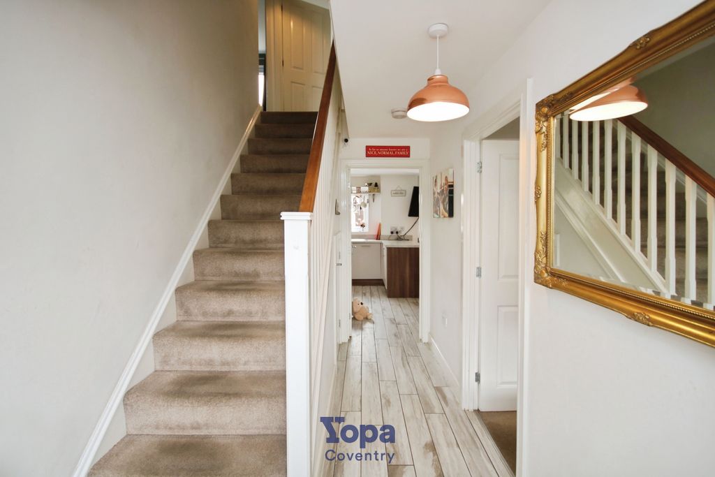 Property photo 2 of 27 Ddae0676-Entrance.Jpg
