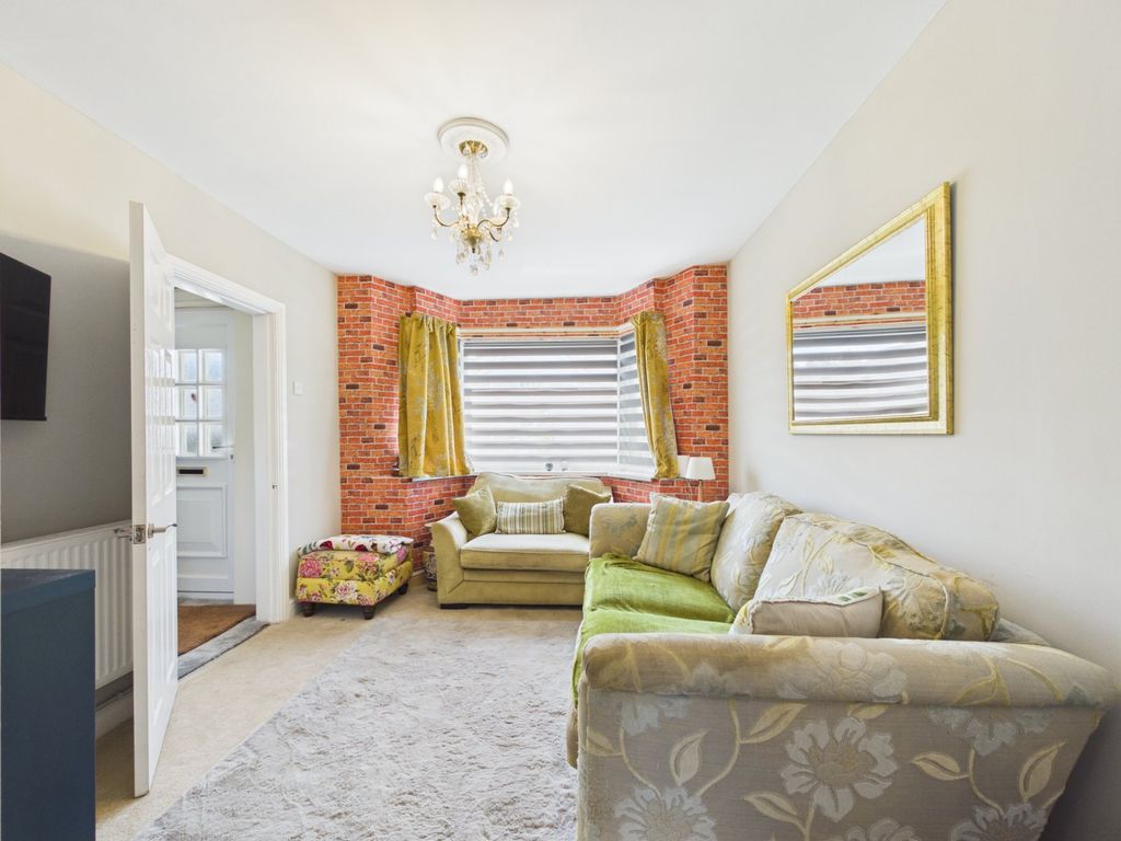 Property photo 2 of 10 Picture No. 01