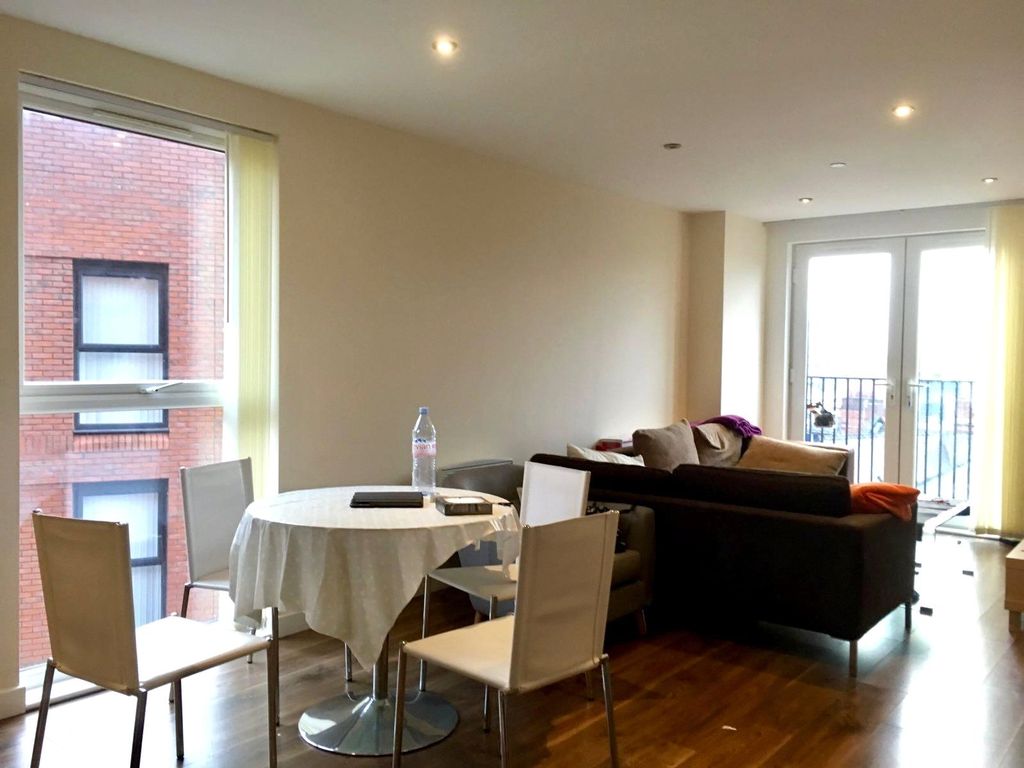 Property photo 3 of 12 Living Room