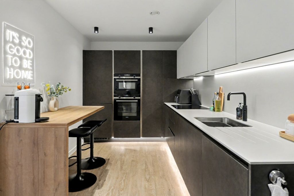 Property photo 2 of 13 Img_5666