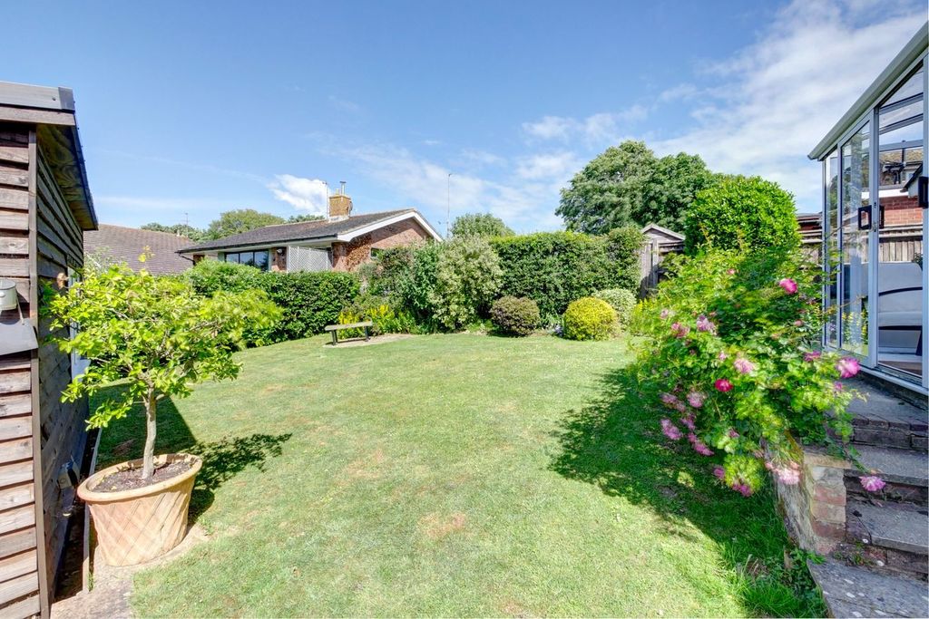Property photo 3 of 40