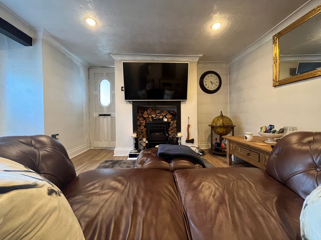 Property photo 3 of 9 Living Room