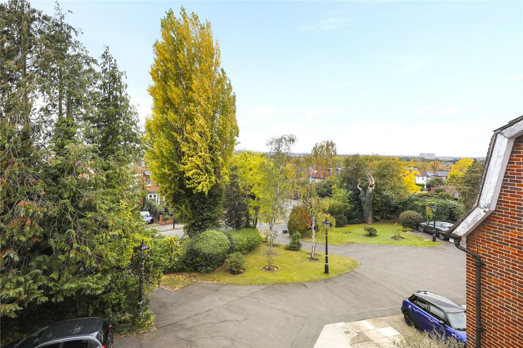 Property photo 3 of 18 Picture No. 20