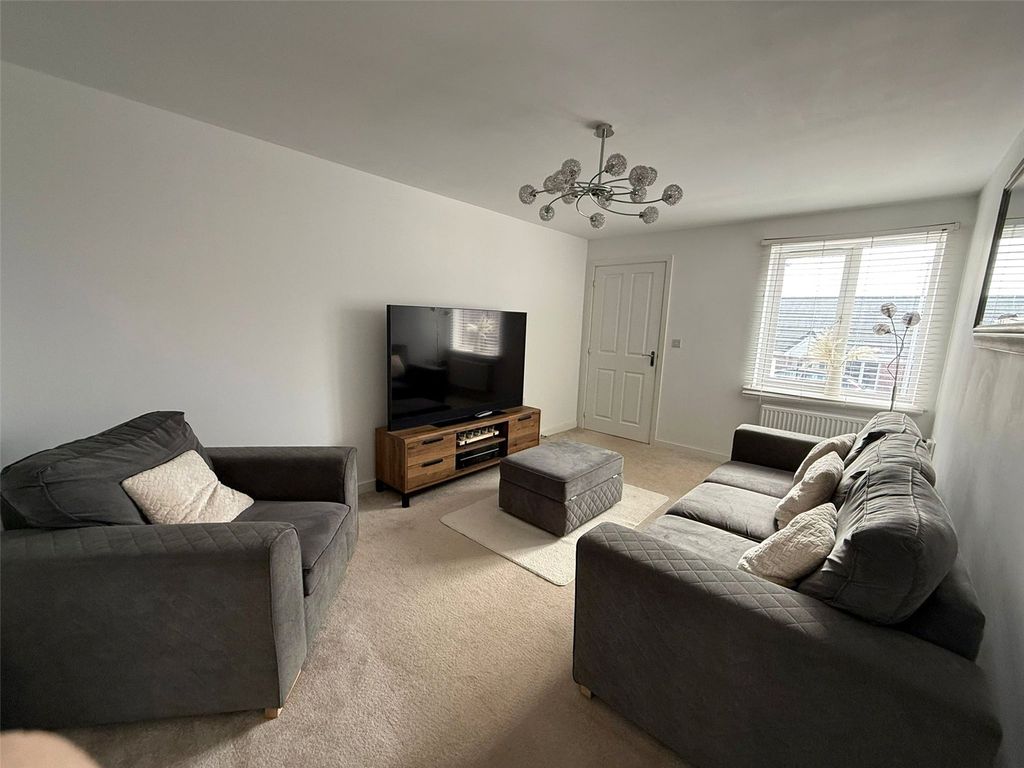 Property photo 2 of 18 Picture No. 07