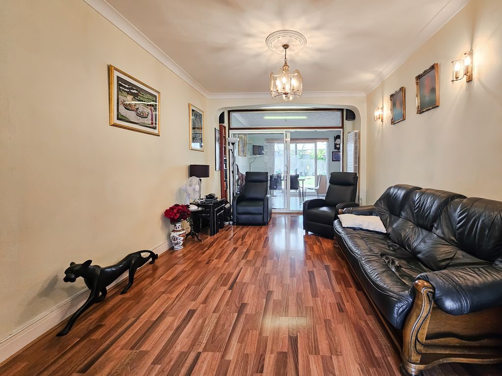 Property photo 3 of 24