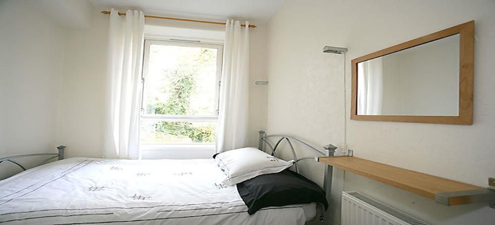 Property photo 3 of 5 Whitehall Place 40 (08) 103