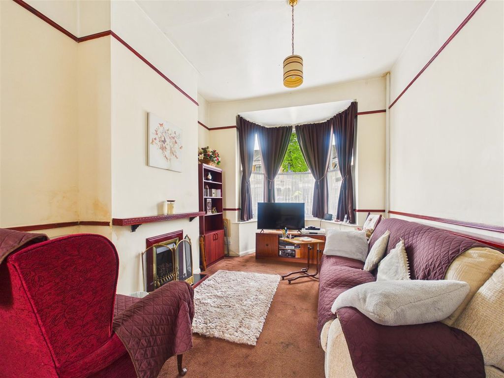 Property photo 2 of 10 Cam05451G0-Pr0138-Still005.Jpg