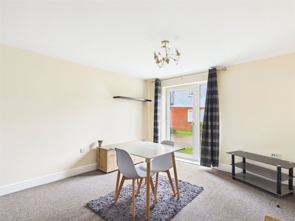 Property photo 2 of 9 Picture No. 03