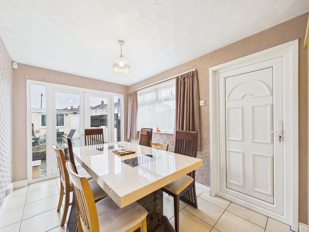 Property photo 3 of 24 Cam01576G0-Pr0338-Still022.Jpg