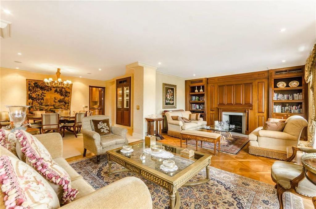 Property photo 1 of 11
