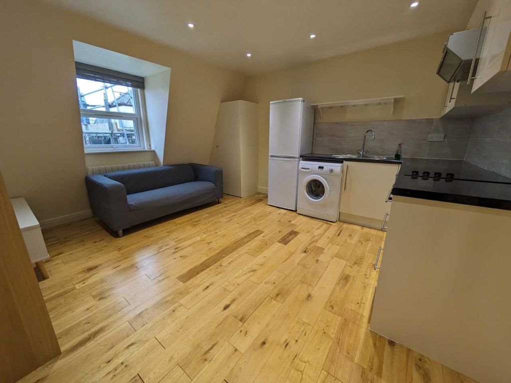 Property photo 2 of 5 Picture No. 06