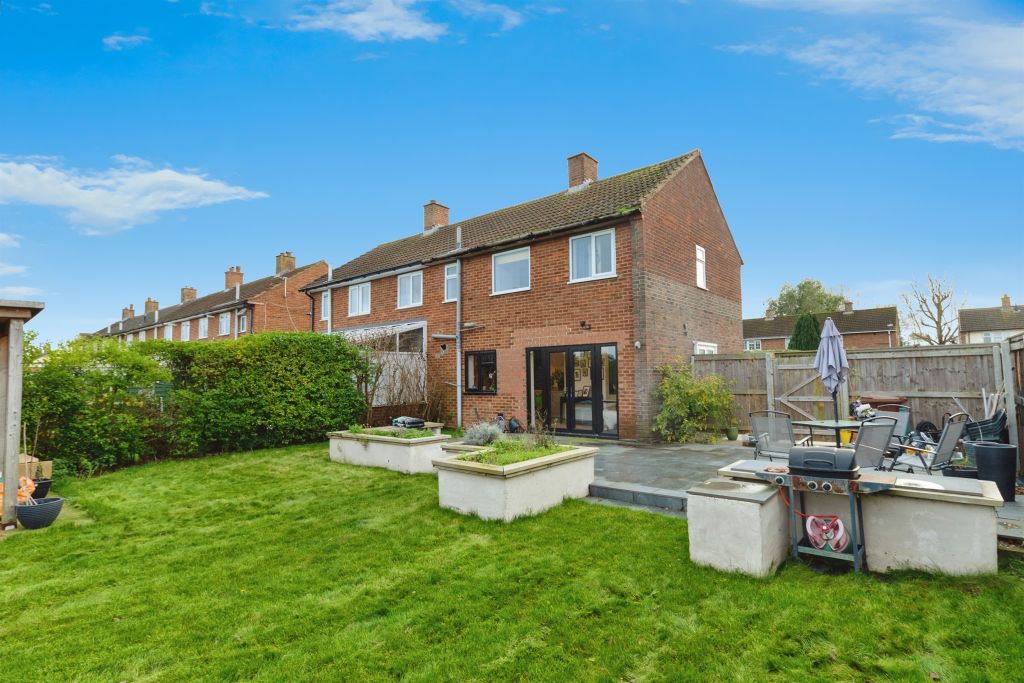 Additional image 14 of 3 bed semi-detached house for saleGaunts Way, Letchworth Garden City SG6