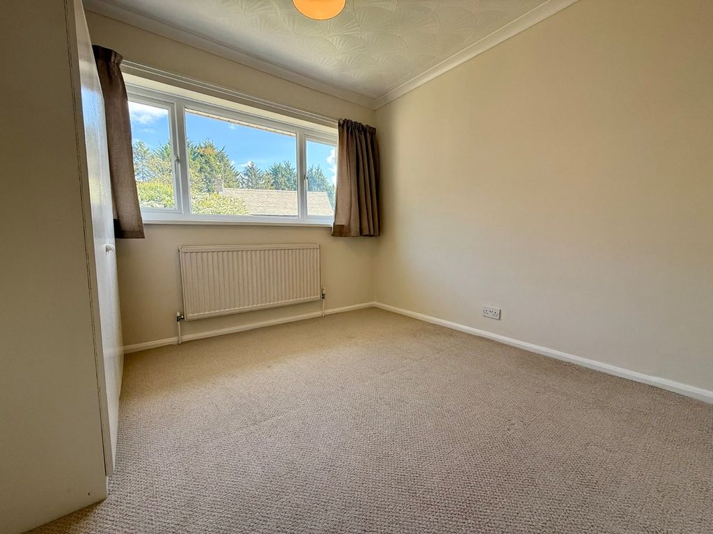 Property photo 2 of 12 Picture No. 48
