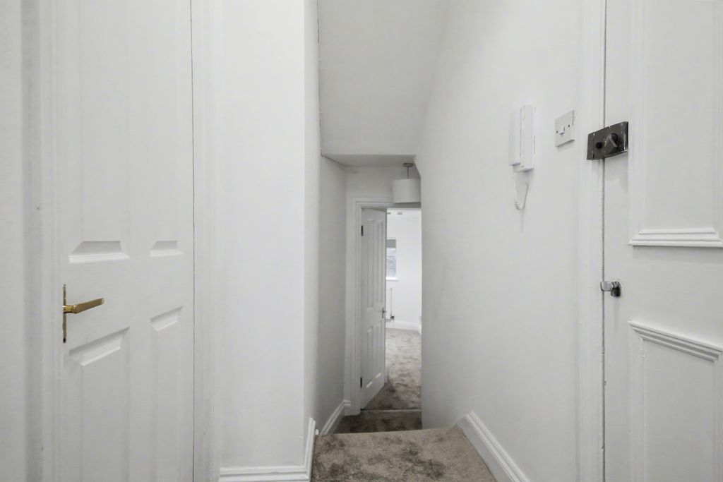 Property photo 2 of 11 2.Jpg