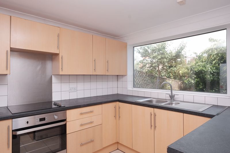 Property photo 2 of 11 Photo 4