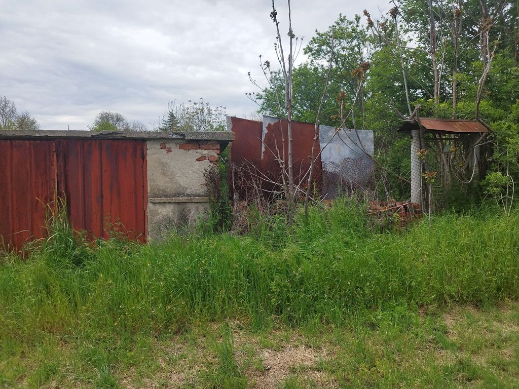 Property photo 1 of 3