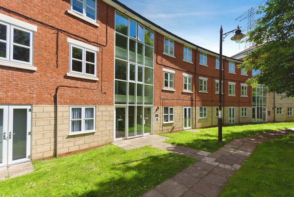 Property photo 1 of 11 Pbox-Img.Jpg